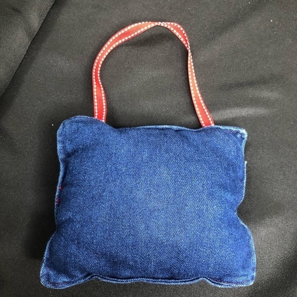 Tooth Fairy Pillow Embroidered w/ Pocket & Handle - Picture 2 of 7